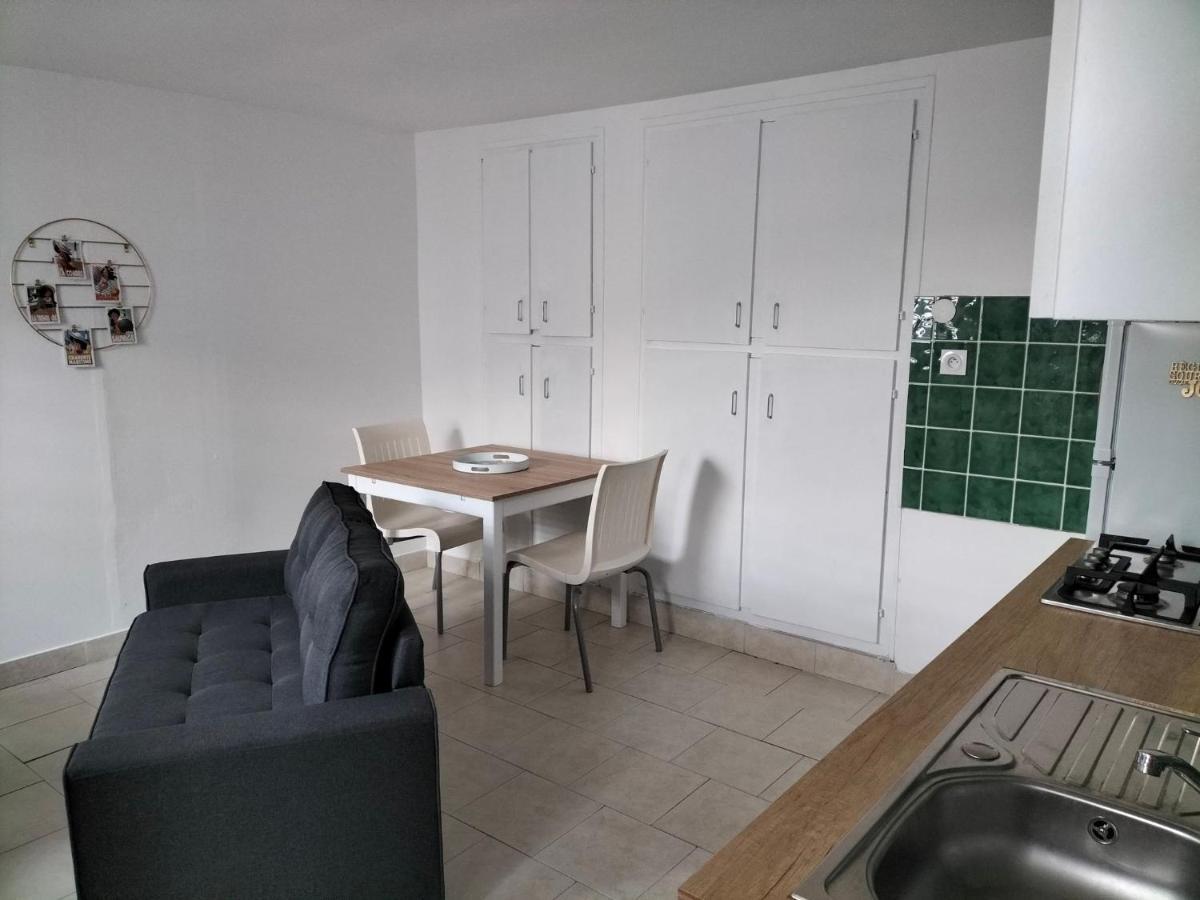 Agreable Maison De Vacances En Charente-Maritime Arvert Buitenkant foto