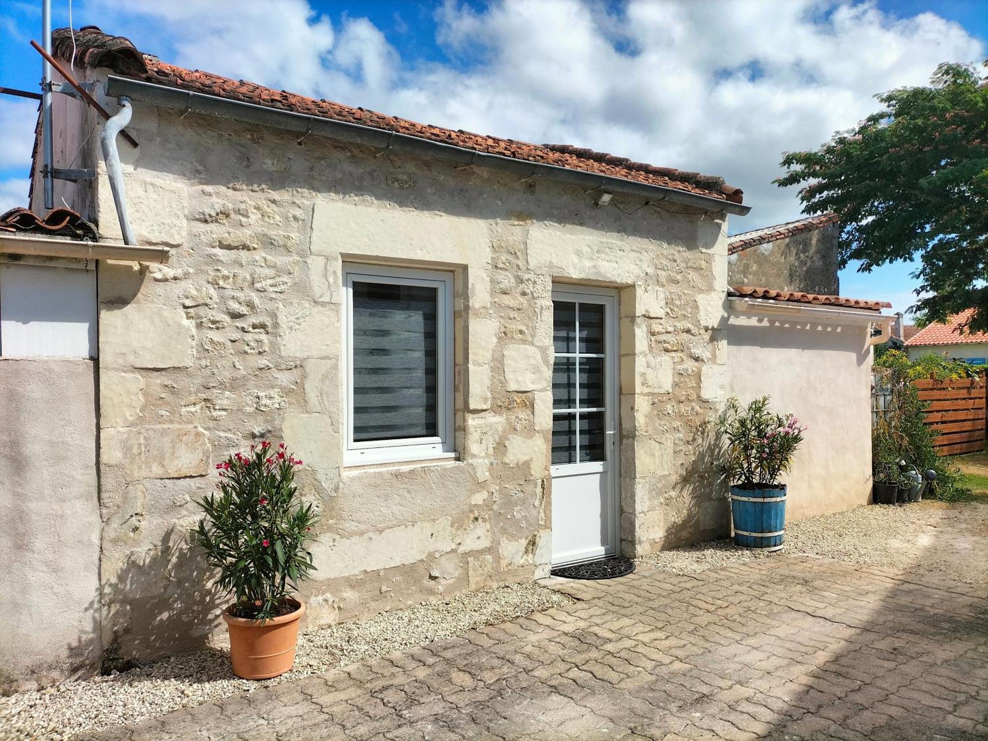 Agreable Maison De Vacances En Charente-Maritime Arvert Buitenkant foto